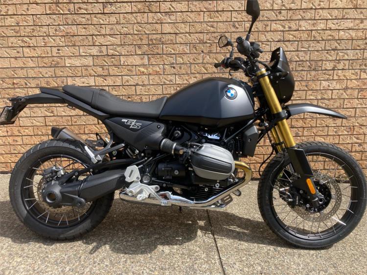 2025 Bmw 1200cc SPORTS