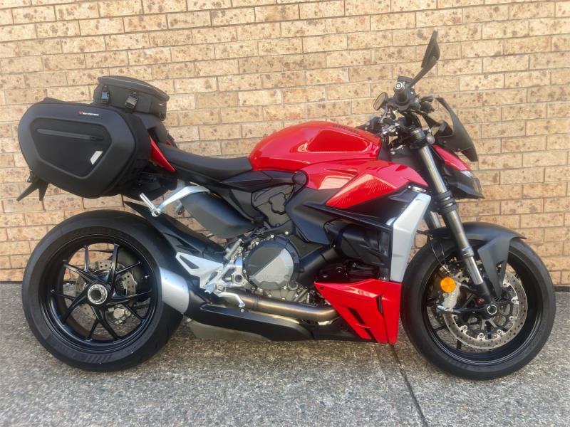 2024 DUCATI 955CC DUAL SPORTS STREETFIGHTER V2 MY23
