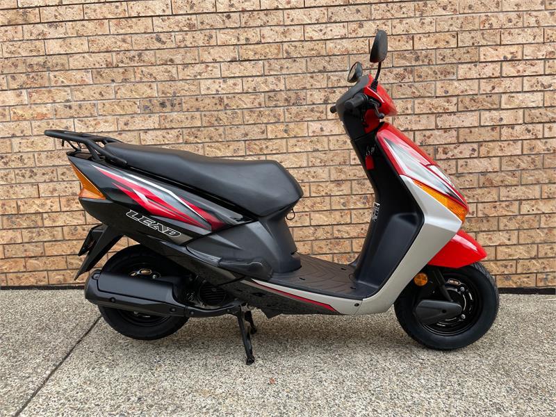 2011 HONDA 100CC SCOOTER LEAD 100 6