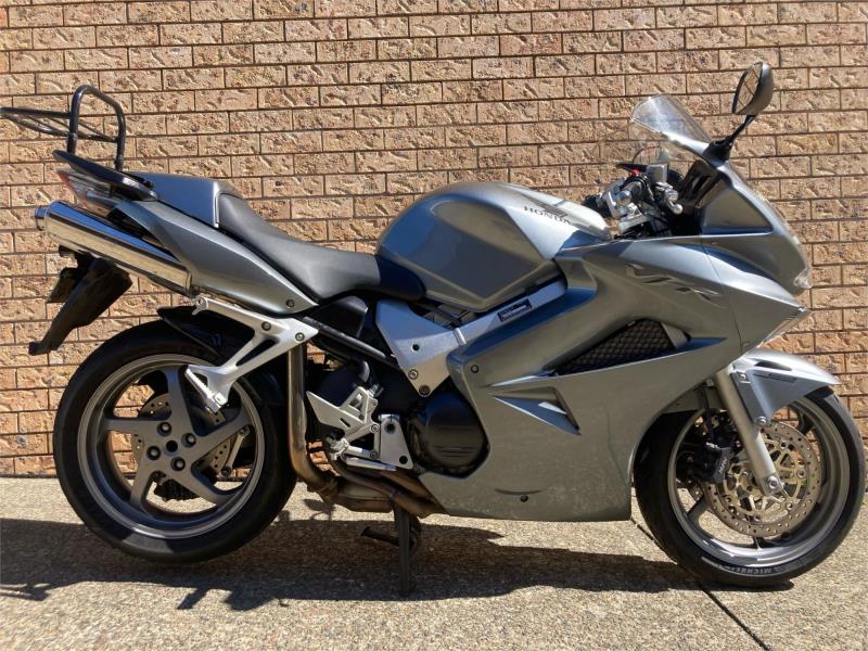 2008 HONDA 800CC SPORTS VFR800F (VFR800Fi) 8
