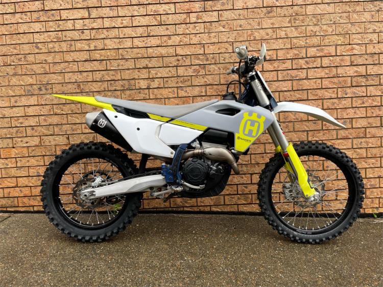 2023 HUSQVARNA 250CC MOTOCROSS FC250 MY24