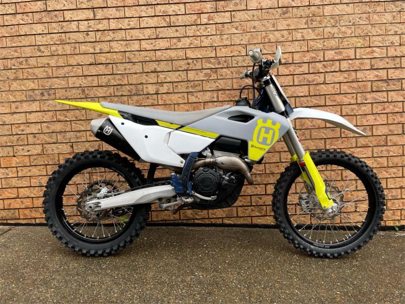 2023 HUSQVARNA 250CC MOTOCROSS FC250 MY24