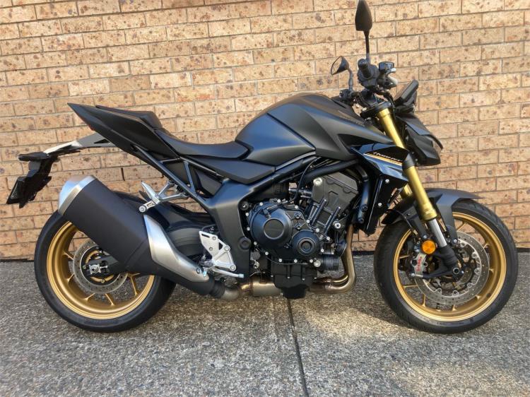 2025 Honda 1000cc Road